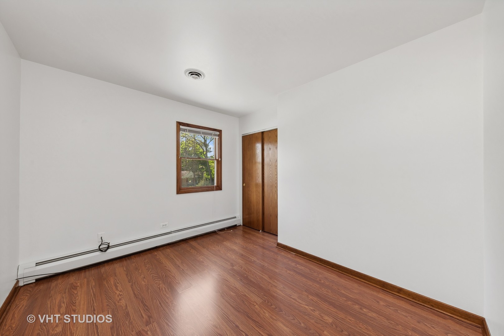 1212 Arbor Vitae Road Deerfield, IL 60015 - Photo 12 of 19 Gallery Image 12