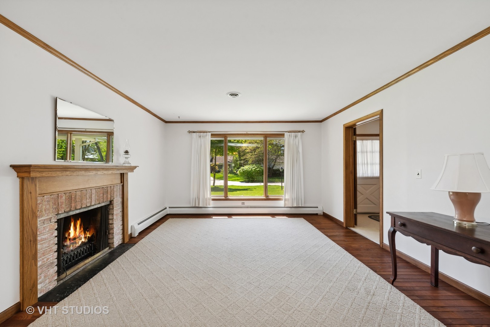 1212 Arbor Vitae Road Deerfield, IL 60015 - Photo 3 of 19 Gallery Image 3