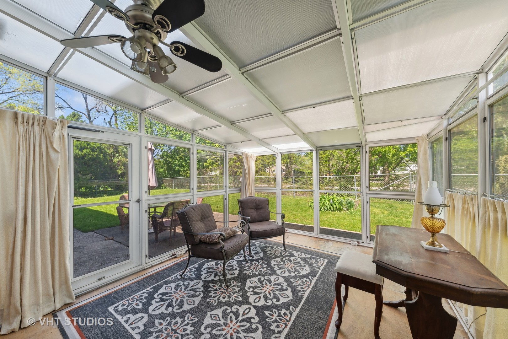 1212 Arbor Vitae Road Deerfield, IL 60015 - Photo 7 of 19 Gallery Image 7
