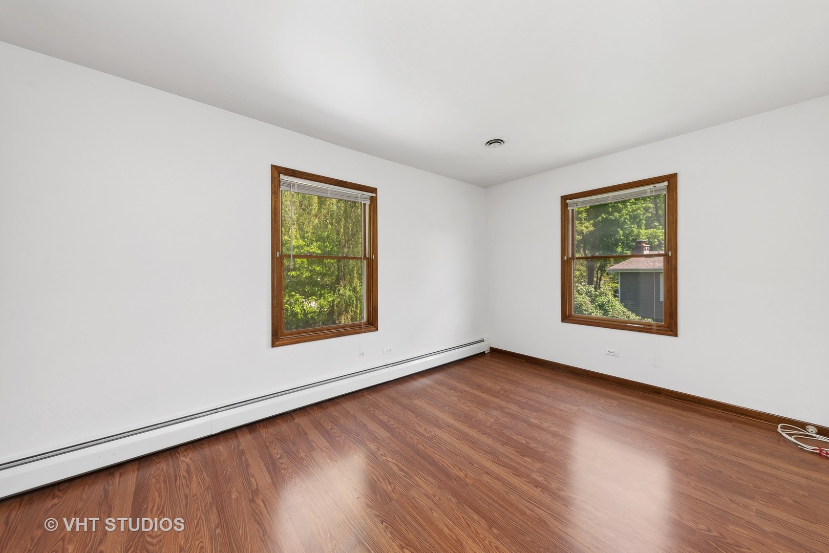 1212 Arbor Vitae Road Deerfield, IL 60015 - Photo 10 of 19 Gallery Image 10