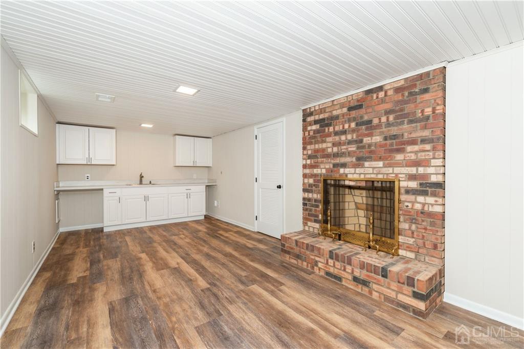 102 Harding Road Freehold, NJ 07728 - Photo 18 of 21 Gallery Image 18