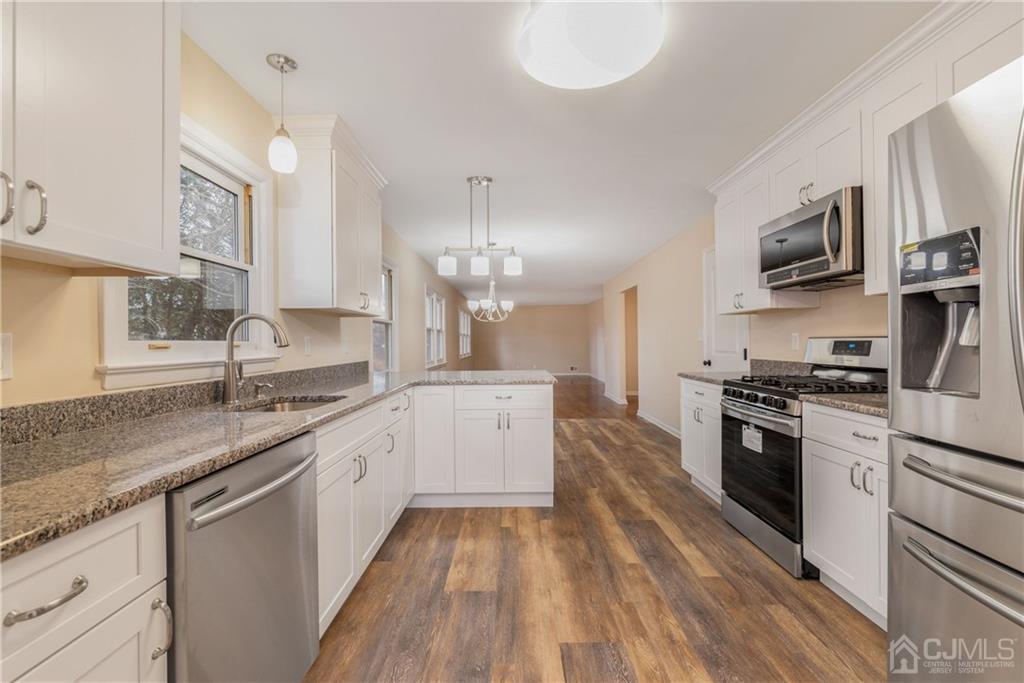 102 Harding Road Freehold, NJ 07728 - Photo 6 of 21 Gallery Image 6