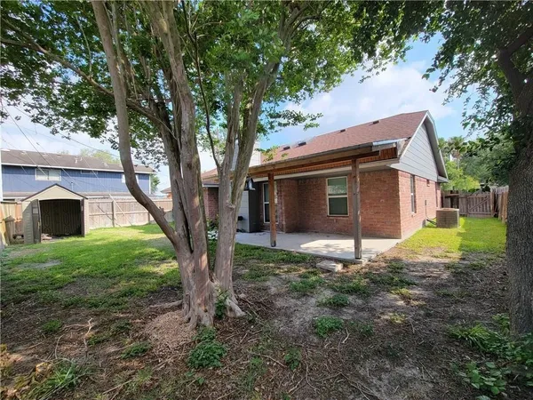 $1,800 | 5201 Snowgoose Road, Corpus Christi, TX 78413
