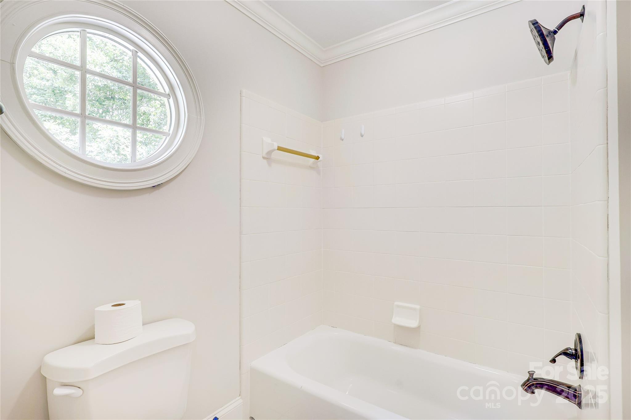 2500 High Ridge Road Charlotte, NC 28270 - Photo 39 of 47 a bathroom with a sink a toilet and a tub