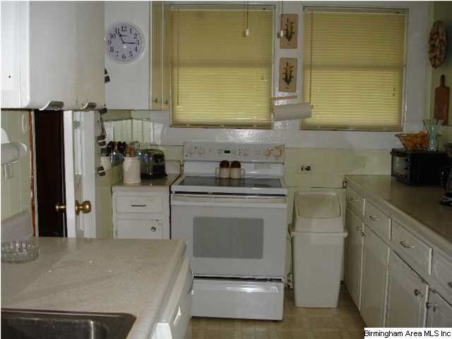 40 Oak Street Heflin, AL 36264 - Photo 6 of 32