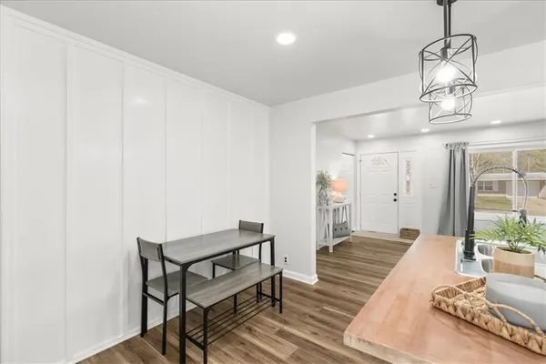 $215,000 | 18505 East 5th Street North, Independence, MO 64056