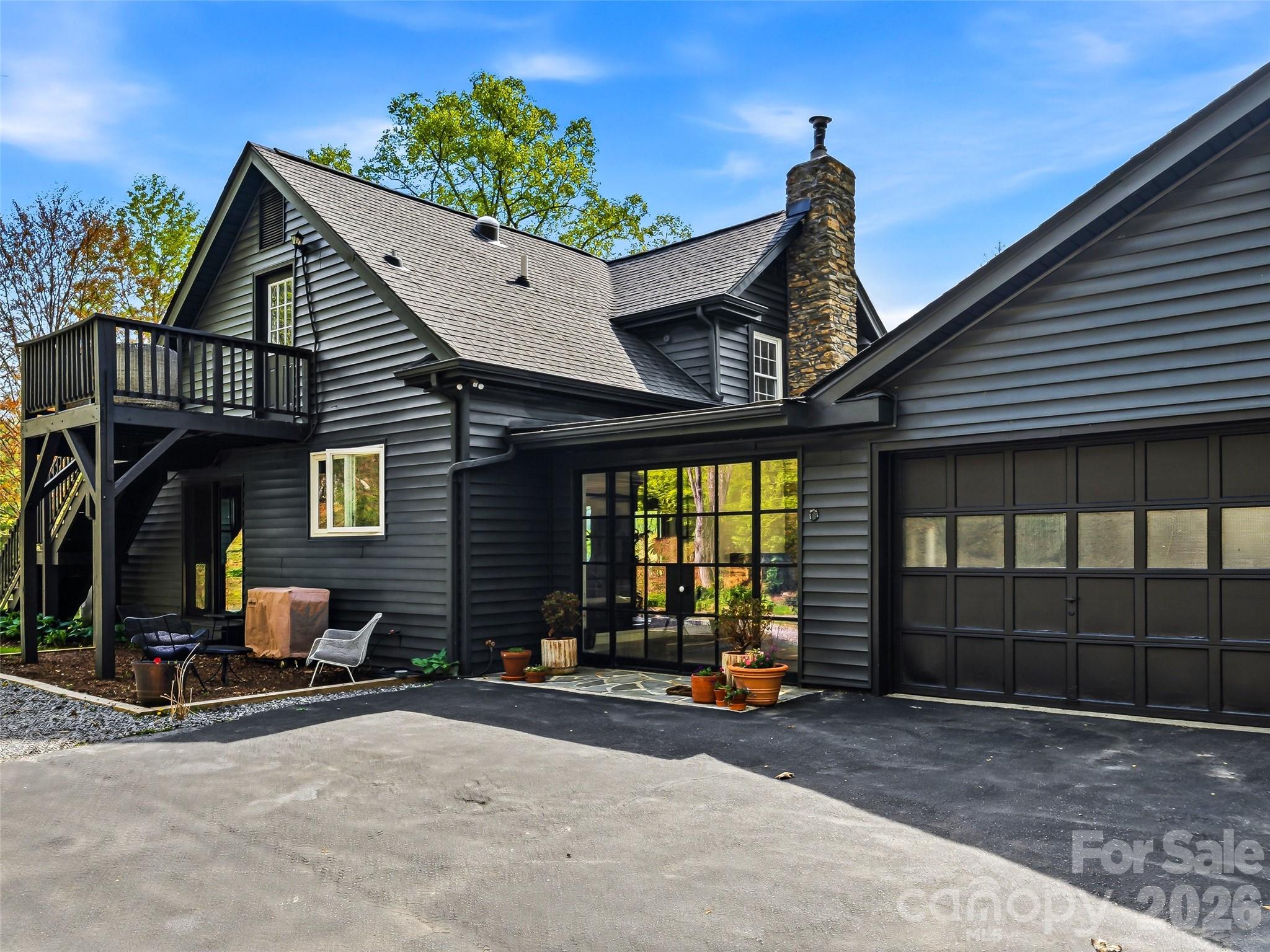 51 Mark Twain Road Asheville, NC 28805 - Photo 43 of 46 a view of a house