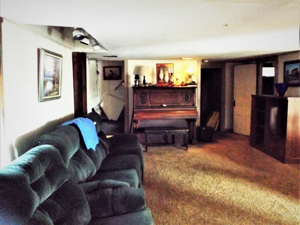 11 Falls Road Royalston, MA 01368 - Photo 9 of 16 Gallery Image 9