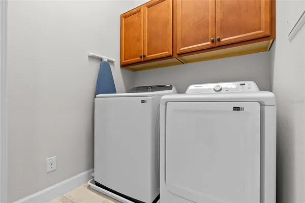 $4,500 | 319 Compass Point Drive, Unit 201, Bradenton, FL 34209