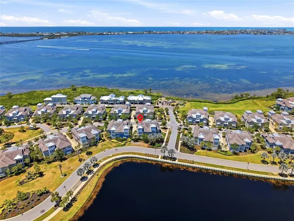 $4,500 | 319 Compass Point Drive, Unit 201, Bradenton, FL 34209
