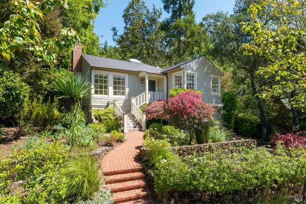 $3,100,000 | 3 E Road, Ross, CA 94957
