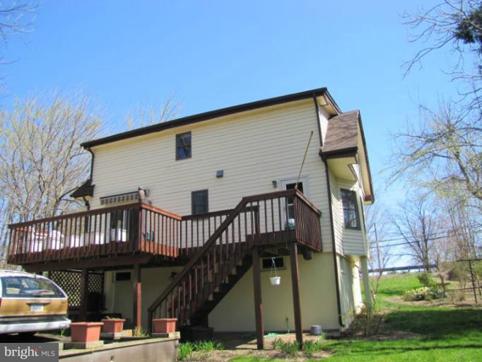 1716 Kirby Road McLean, VA 22101 - Photo 1 of 15 Exterior (Rear)
