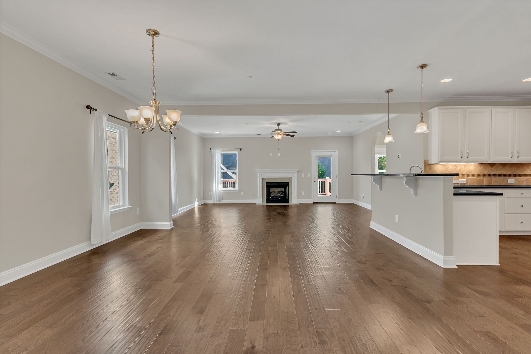 312 Rafferty Court Franklin, TN 37064 - Photo 6 of 57 Gallery Image 6