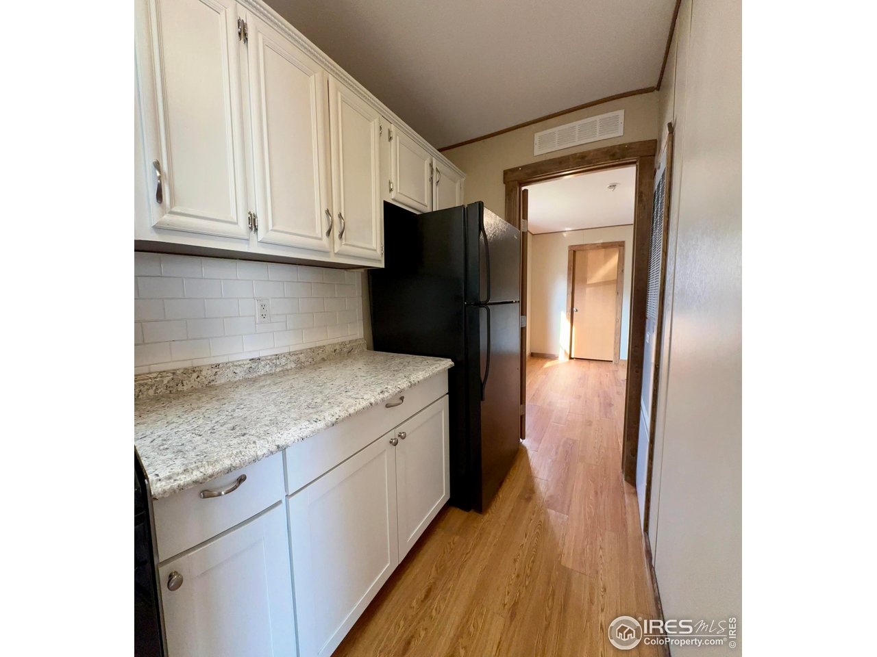 230 North 2nd Street, Unit 83 Berthoud, CO 80513 - Photo 30 of 50 Kitchen
