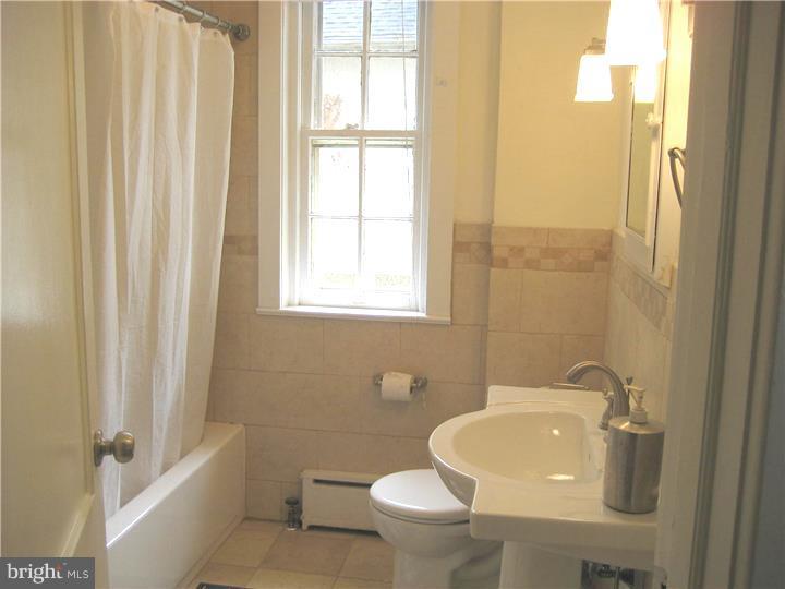 331 Wellesley Road Philadelphia, PA 19119 - Photo 14 of 17 Bathroom