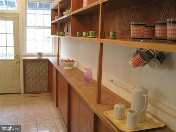331 Wellesley Road Philadelphia, PA 19119 - Photo 10 of 17 Kitchen