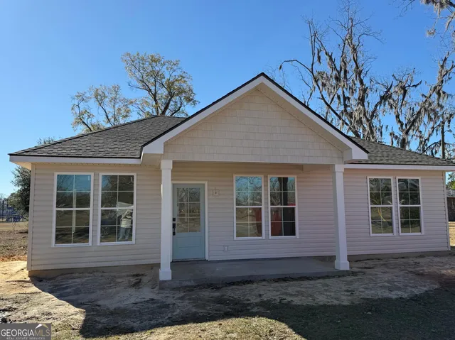 $215,000 | 818 Porter Street, Blackshear, GA 31516