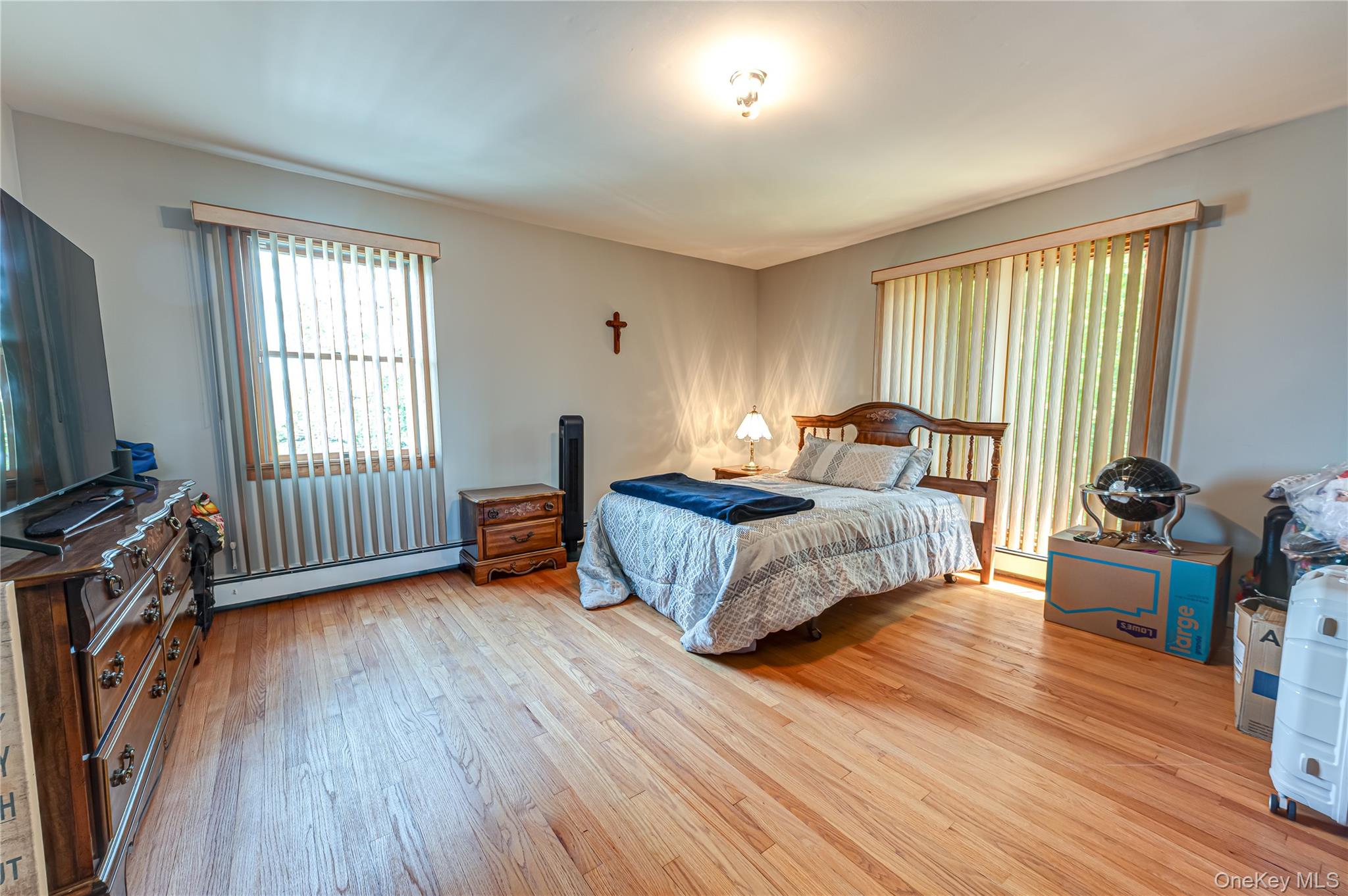 164 West Islip Road West Islip, NY 11795 - Photo 21 of 32