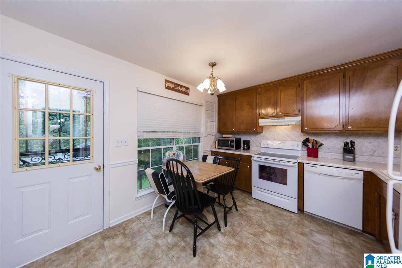 369 Annie Lee Road Trussville, AL 35173 - Photo 5 of 18