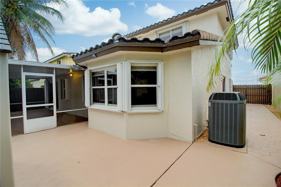 9077 Southwest 157th Path Miami, FL 33196 - Photo 28 of 54 Photo 28