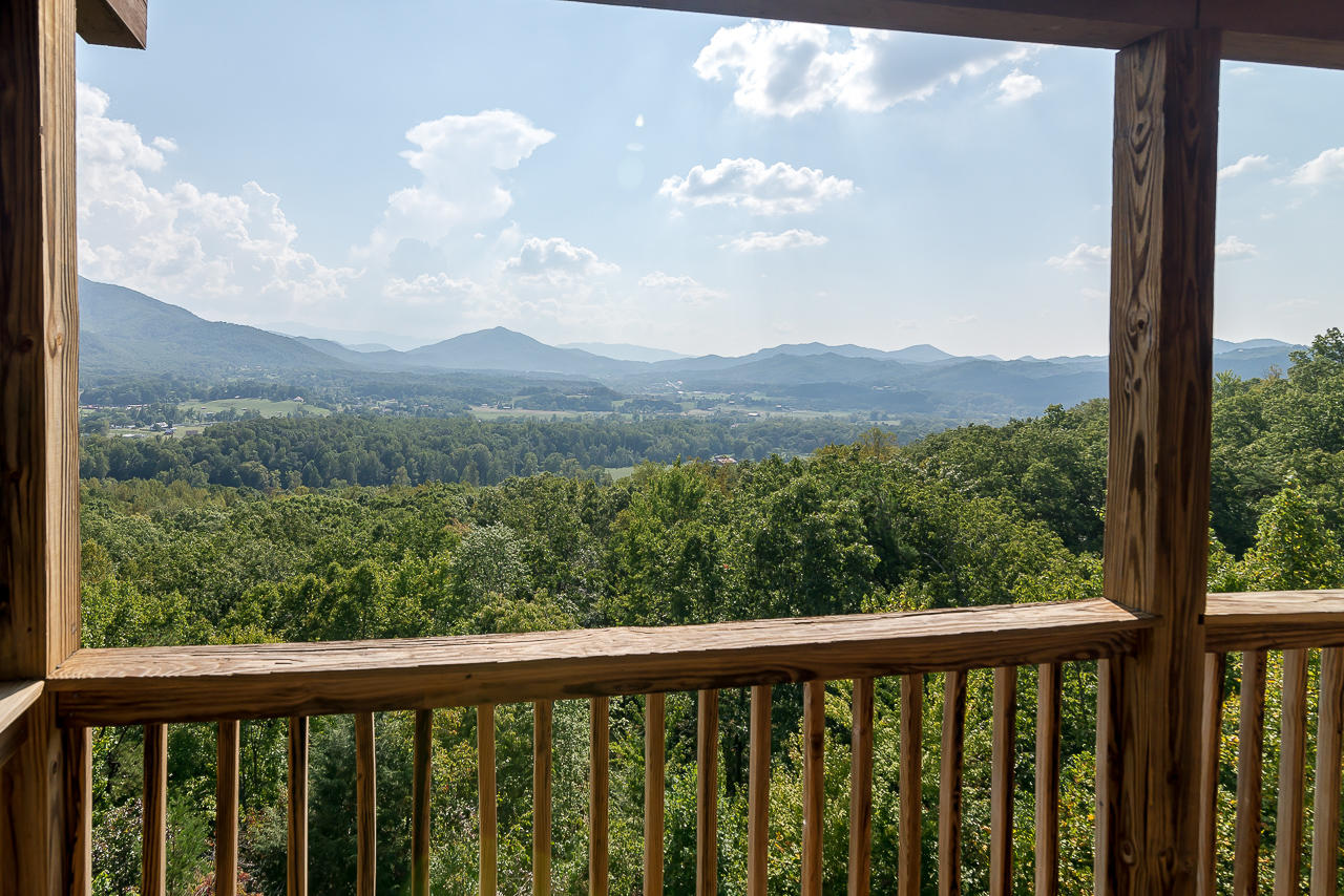 2716 Dogwood Ridge Way Sevierville, TN 37862 - Photo 17 of 40 GSM_0042