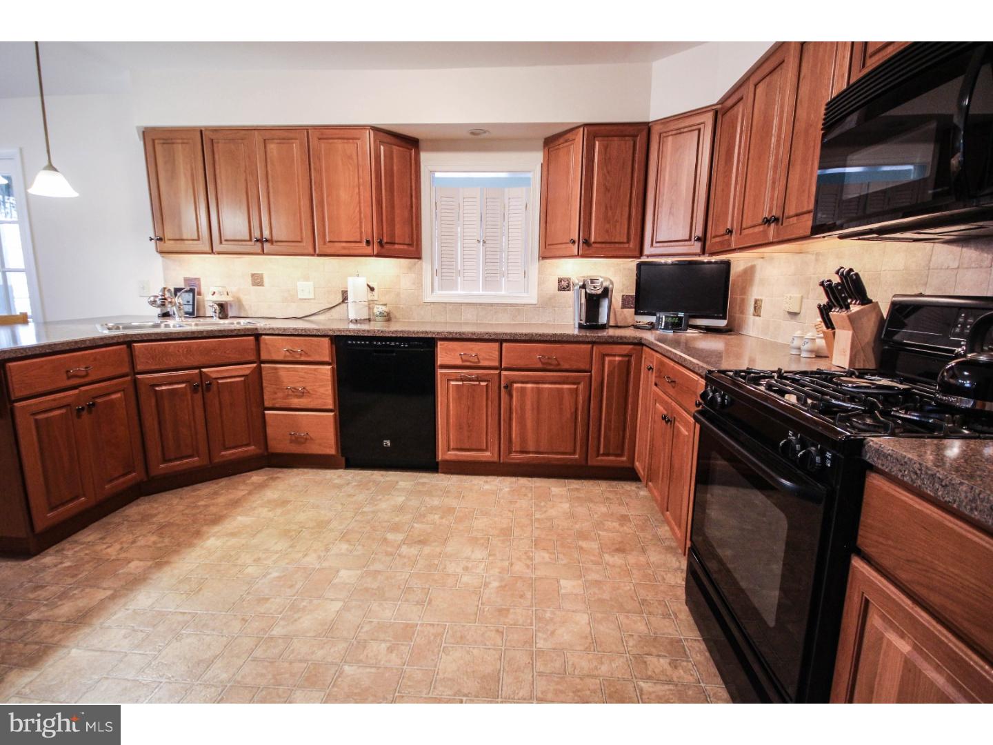 264 Iron Hill Road Doylestown, PA 18901 - Photo 6 of 25
