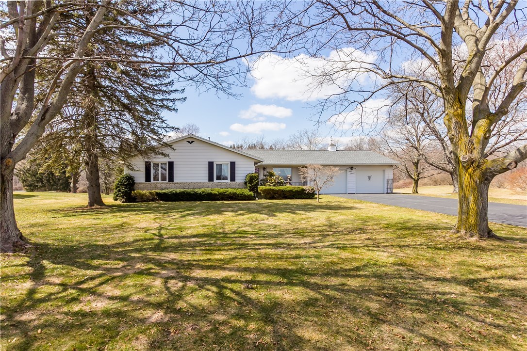 97 Brower Road Ogden, NY 14559 - Photo 1 of 1 Welcome to 97-99 Brower Road, Spencerport--a super