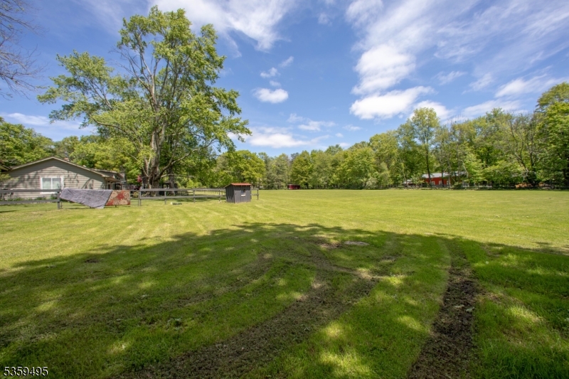 76 Glen Road Wantage, NJ 07461 - Photo 43 of 47 a view of a green yard