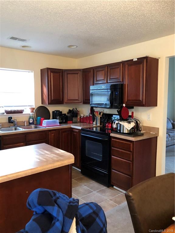 8146 Rudolph Road, Unit 2305 Charlotte, NC 28216 - Photo 4 of 10