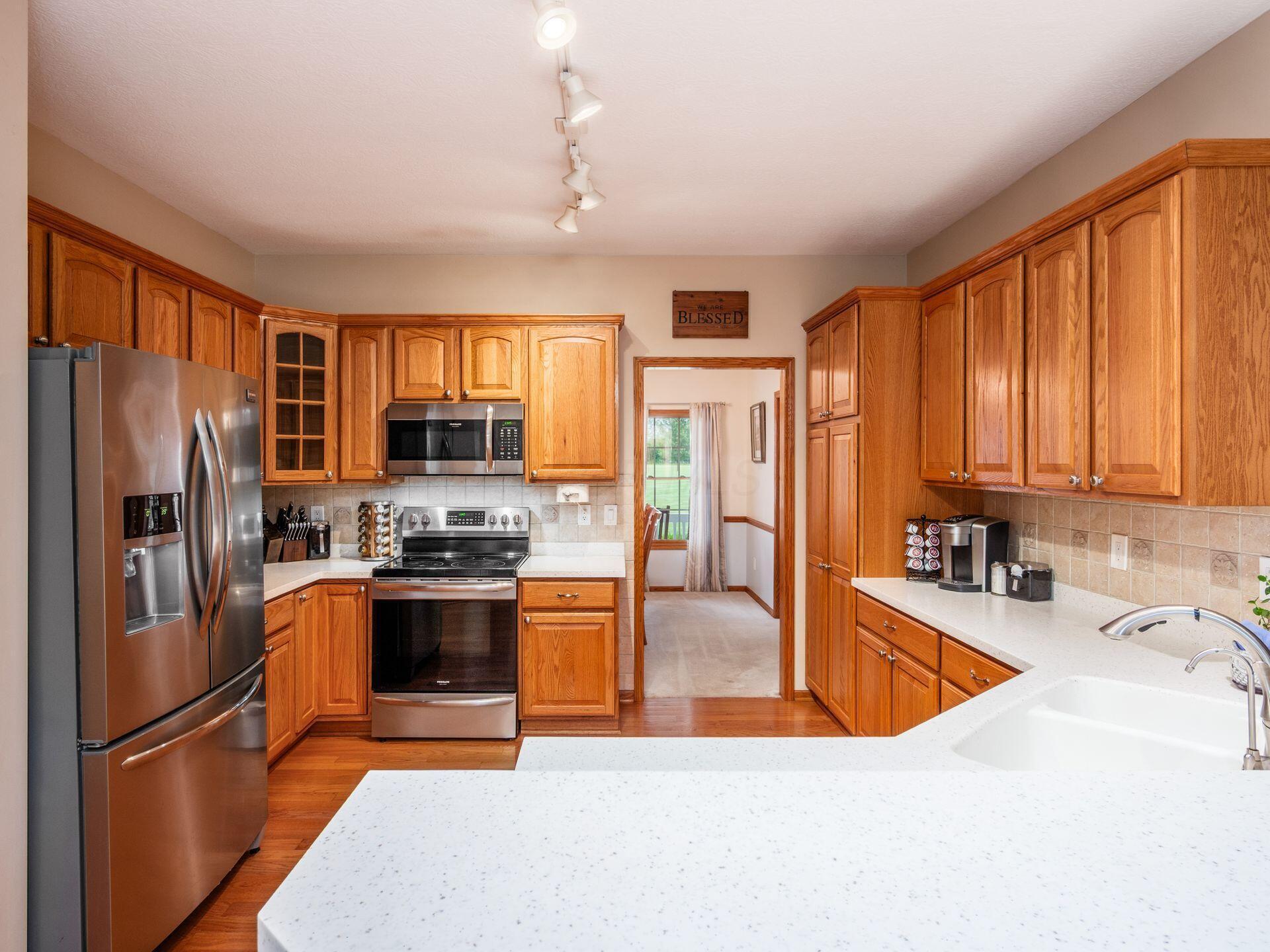 1397 Horseshoe Road Delaware, OH 43015 - Photo 20 of 64 Kitchen