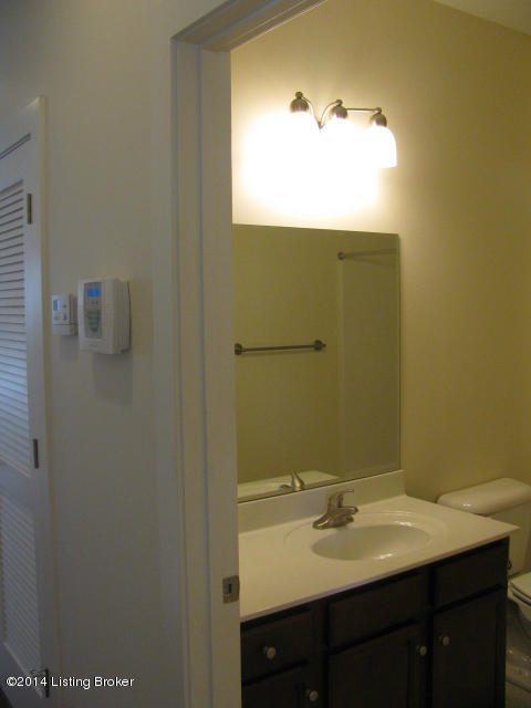 3427 Boxelder Road Louisville, KY 40216 - Photo 7 of 12 3411 Boxelder Bath 1st floor