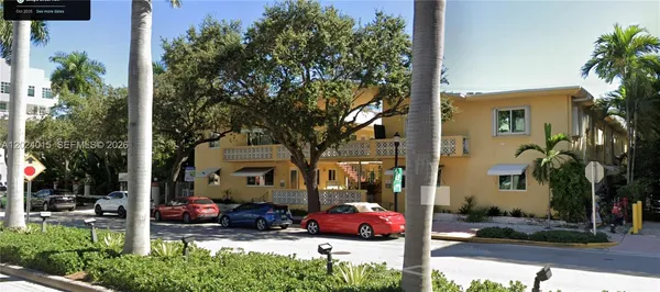 $2,350 | 65 Washington Avenue, Unit 2, Miami Beach, FL 33139