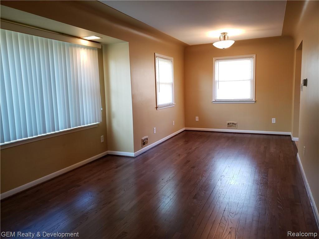 14840 Merriman Road Livonia, MI 48154 - Photo 3 of 14
