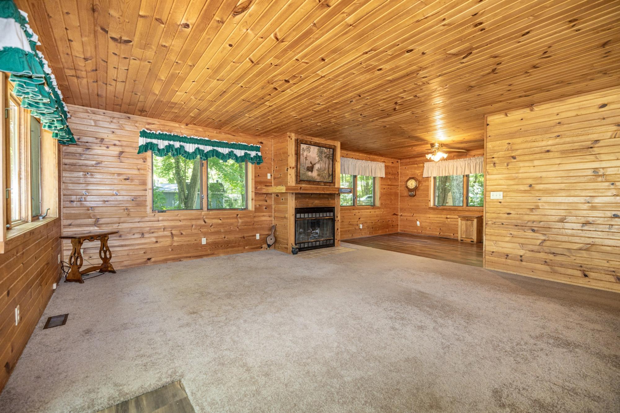 8471 Squirrel Lake Road Minocqua, WI 54548 - Photo 6 of 37 Gallery Image 6
