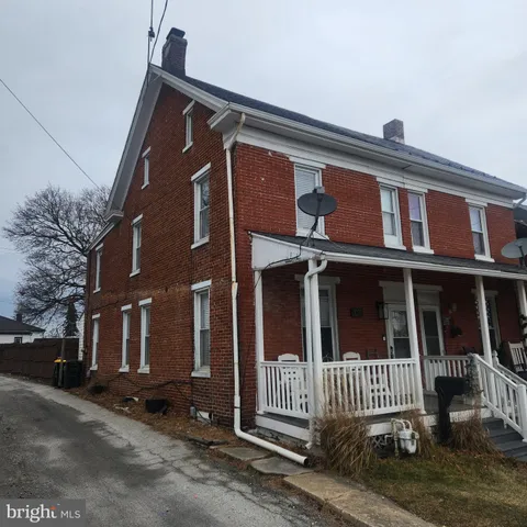 $189,995 | 11 East Lancaster Street, Red Lion, PA 17356