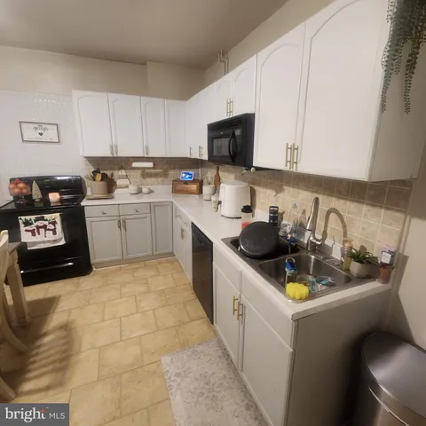 $189,995 | 11 East Lancaster Street, Red Lion, PA 17356