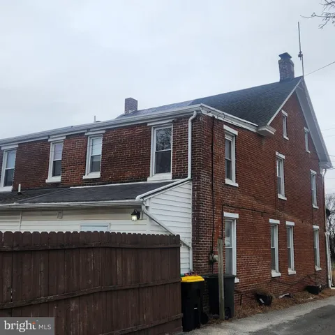 $189,995 | 11 East Lancaster Street, Red Lion, PA 17356