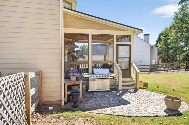 $875,000 | 1060 Water View Lane, Suwanee, GA 30024