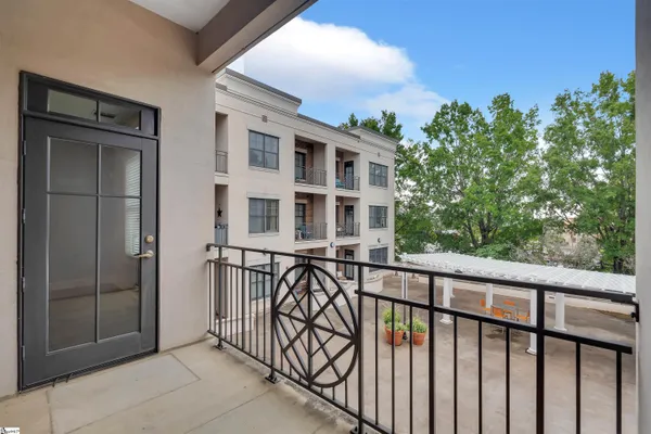 $224,900 | 155 East Broad Street, Unit 306, Spartanburg, SC 29306