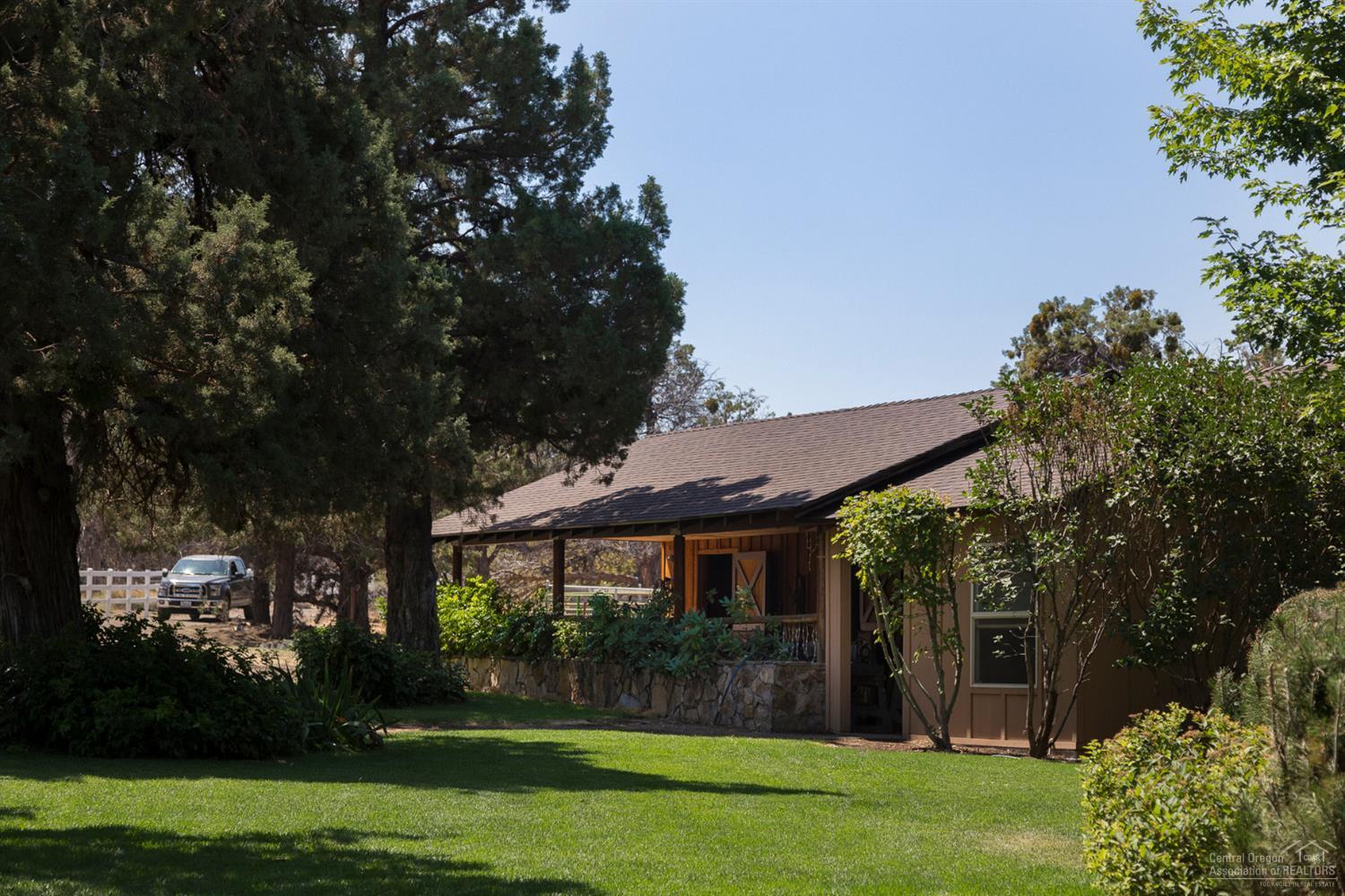 19115 Innes Market Road Bend, OR 97703 - Photo 9 of 25 Additional Photo