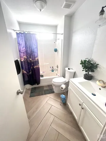 $380,000 | Undisclosed Address, Delano, CA 93215