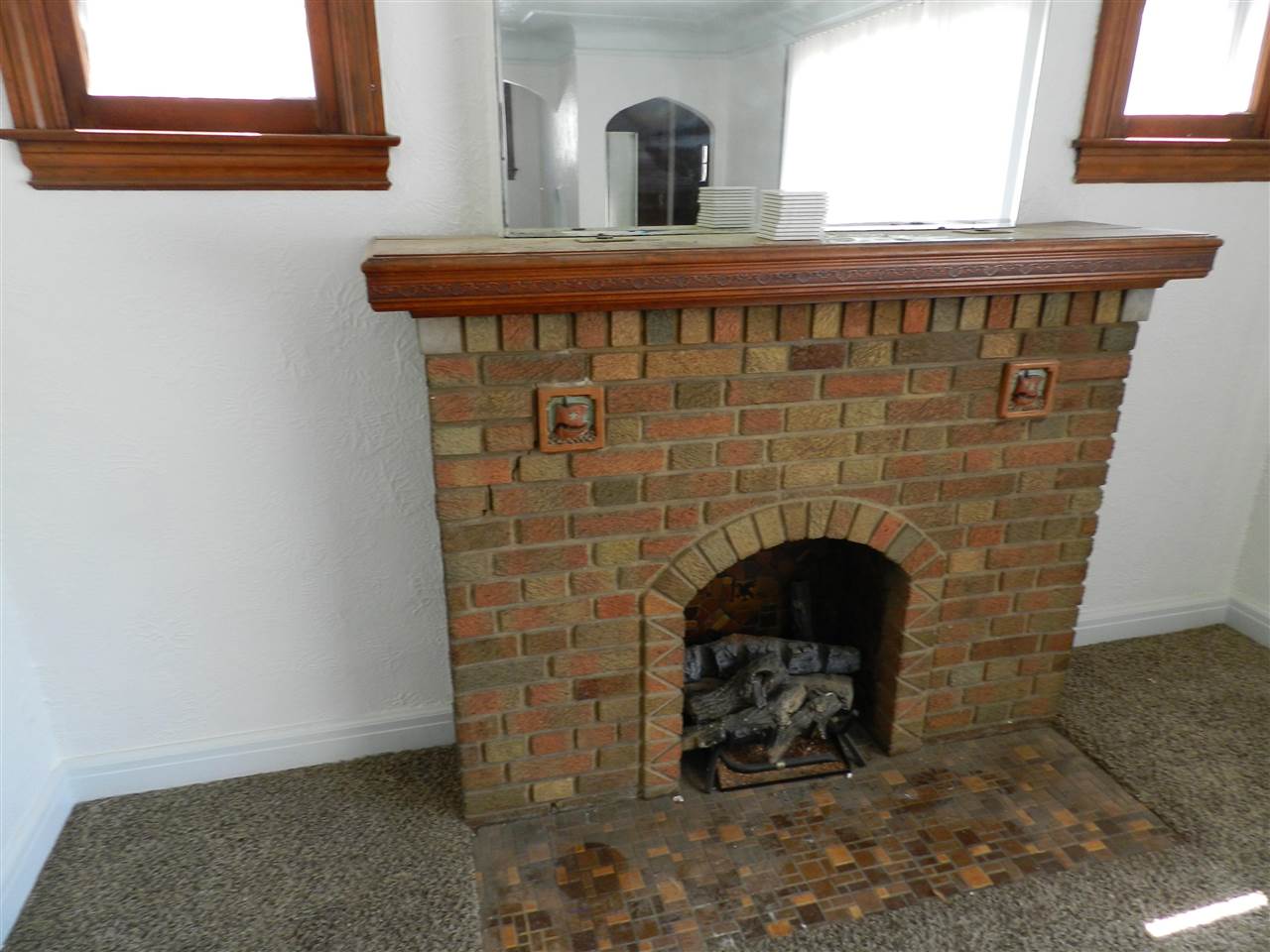 8211 Stephens Road Center Line, MI 48015 - Photo 42 of 50 50082683-43.JPG