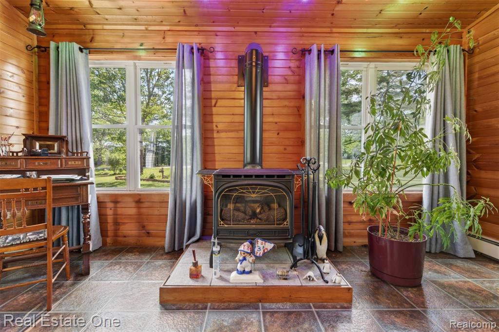 4489 School Road Roscommon, MI 48653 - Photo 12 of 67