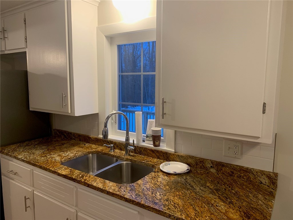 27 Samuel Stone Road Scituate, RI 02857 - Photo 11 of 24