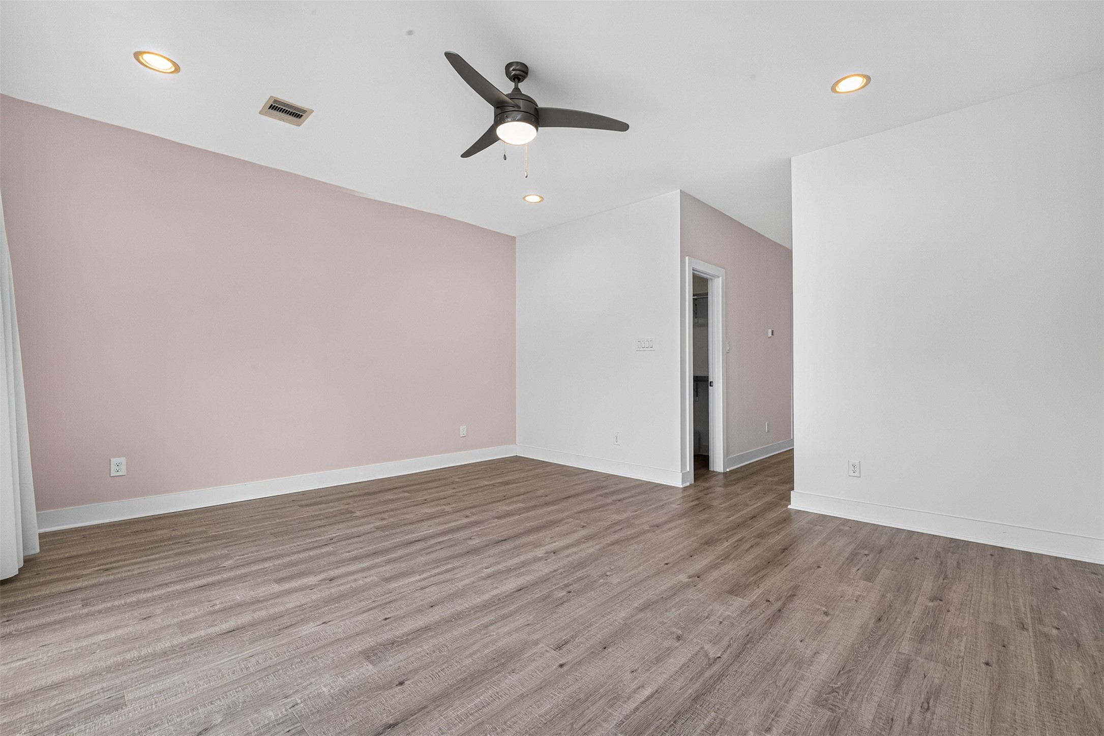 1618 Ruthven Street Houston, TX 77019 - Photo 30 of 41 Gallery Image 30