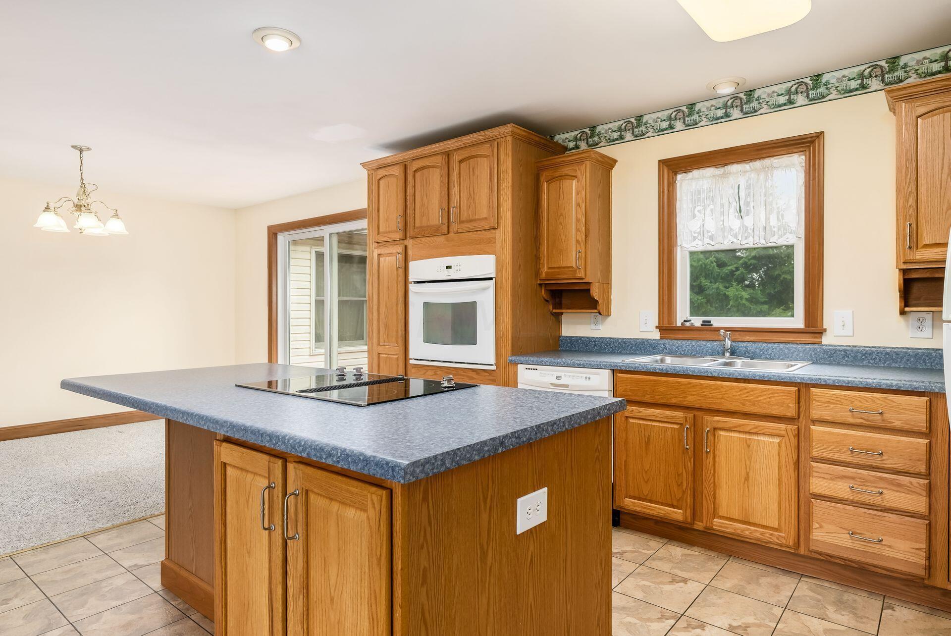 5116 Lock Road Centerburg, OH 43011 - Photo 13 of 45 Kitchen to Eating Space