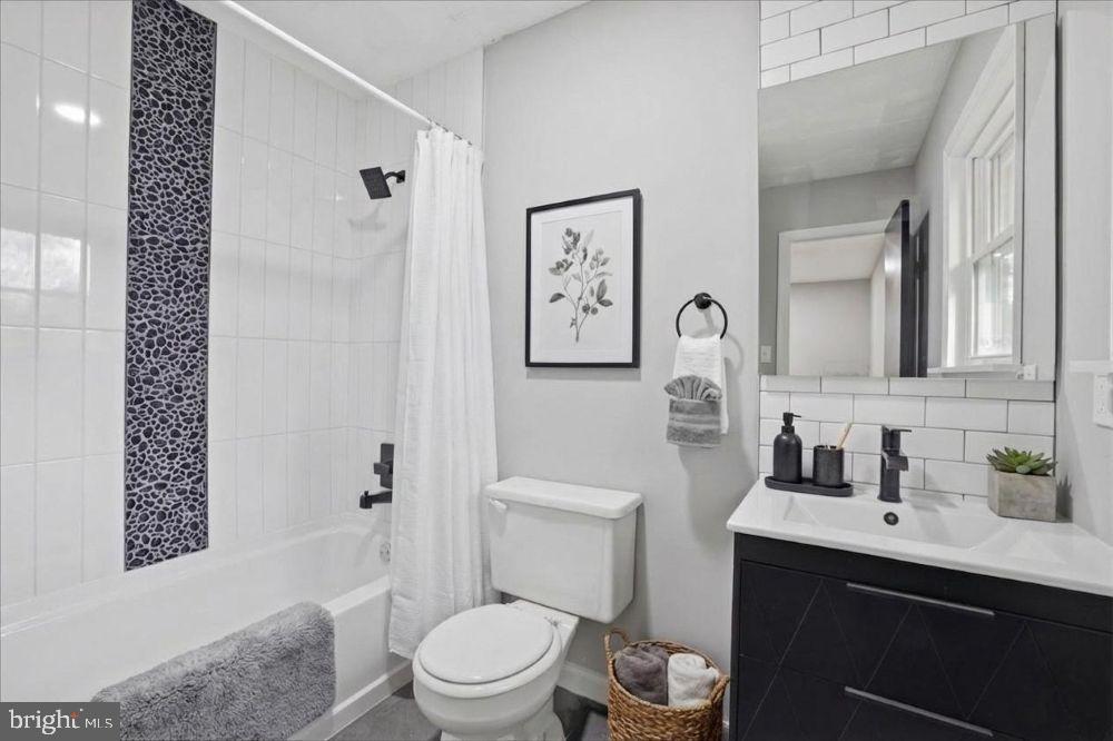 3784 Merry Point Road Lancaster, VA 22503 - Photo 10 of 27 Virtually staged
