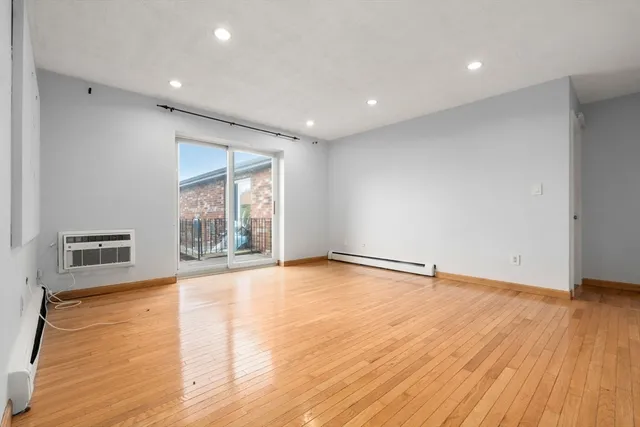 $409,999 | 21 Westgate Road, Unit 6, Boston, MA 02467