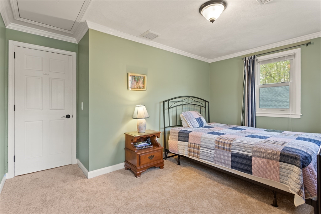 182 Ferncliffe Road Seekonk, MA 02771 - Photo 11 of 18 Gallery Image 11