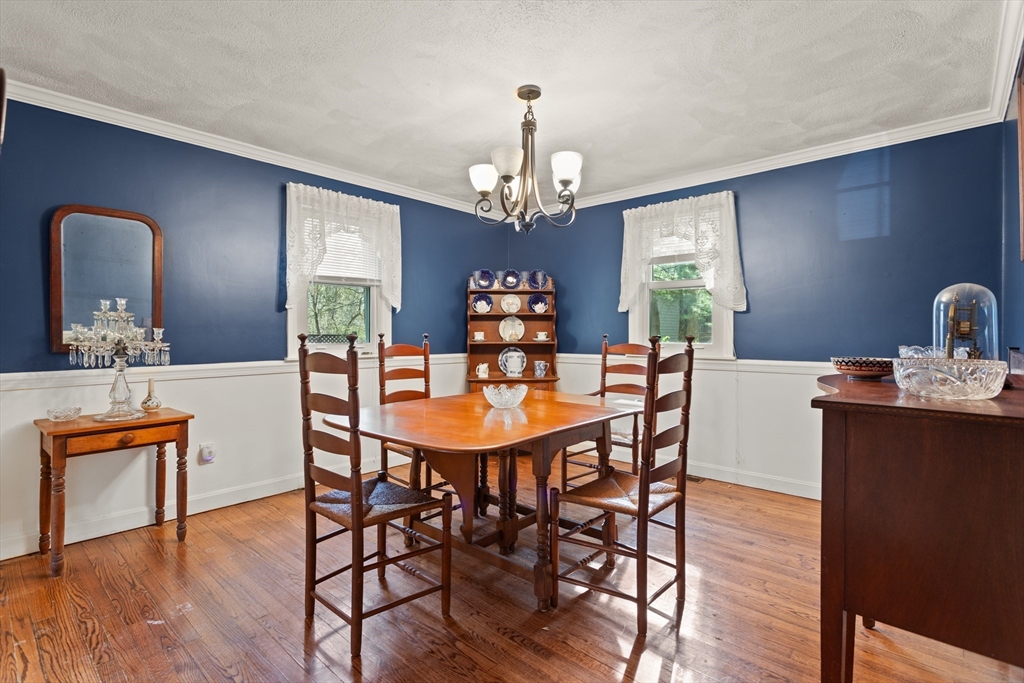 182 Ferncliffe Road Seekonk, MA 02771 - Photo 5 of 18 Gallery Image 5